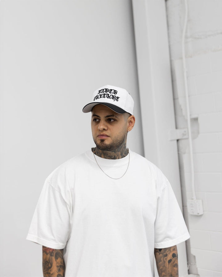 Gorra con visera de la colección Street V2