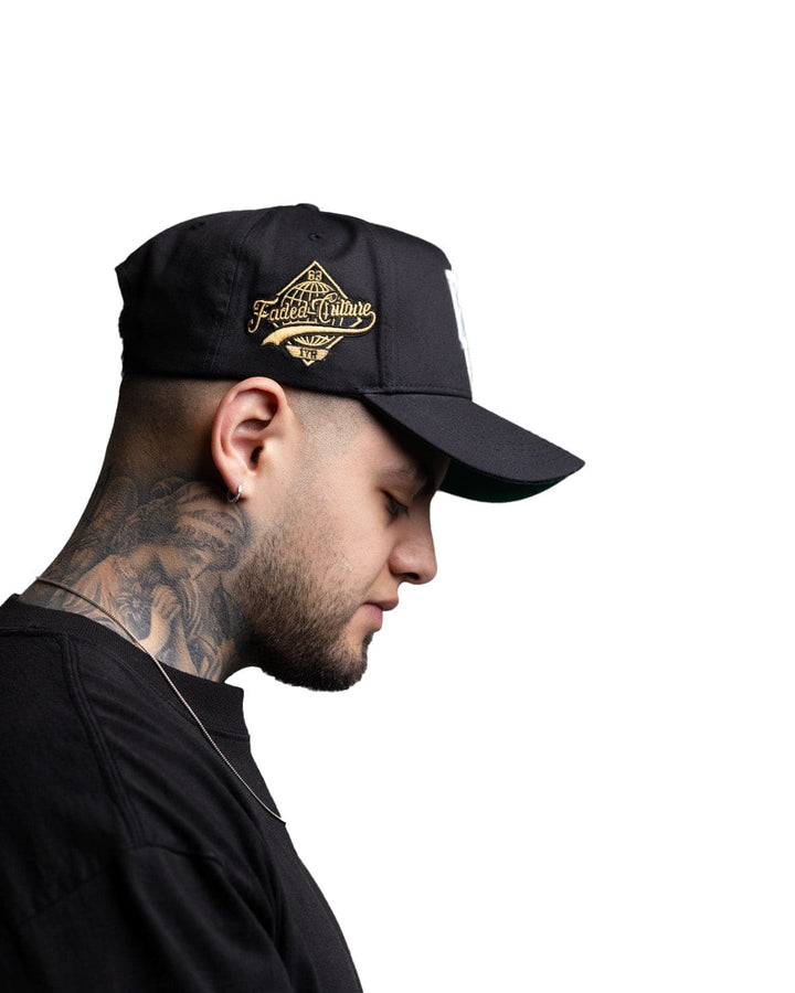 Gorra deportiva con visera ajustable con motivo del primer aniversario 
