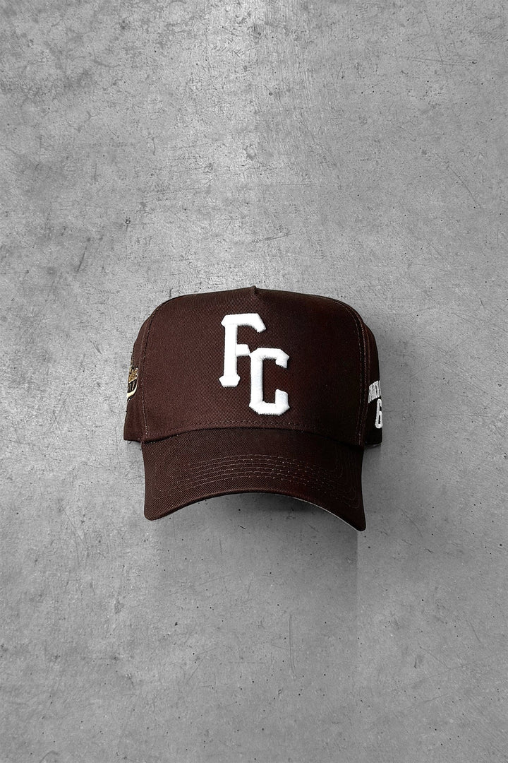 Gorra deportiva con visera ajustable con motivo del primer aniversario 