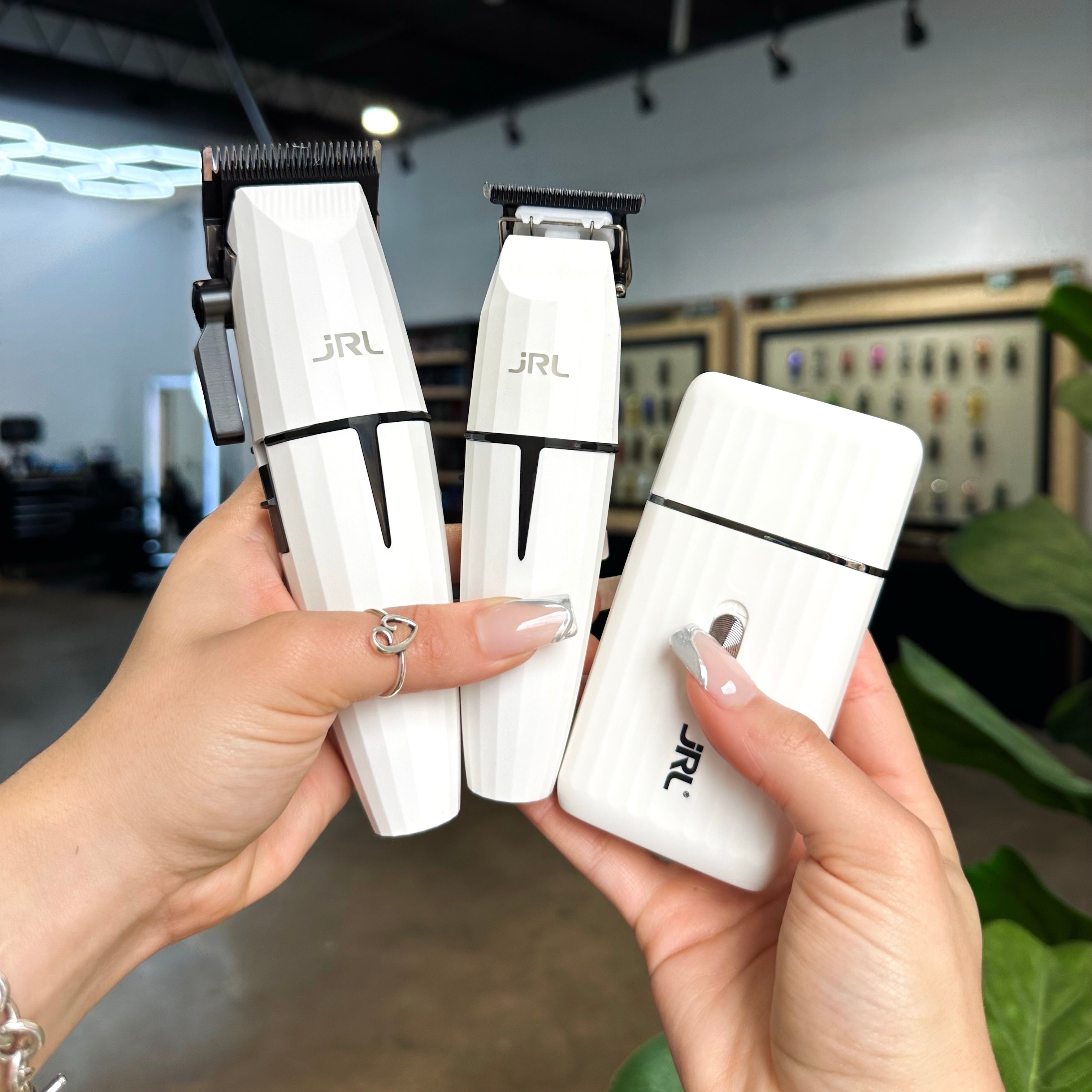 JRL GHOST2 ヘアクリッパー・トリマー・シェーバーセット JRL GHOST2 ヘアクリッパー・トリマー・シェーバーセット - メルカリ
