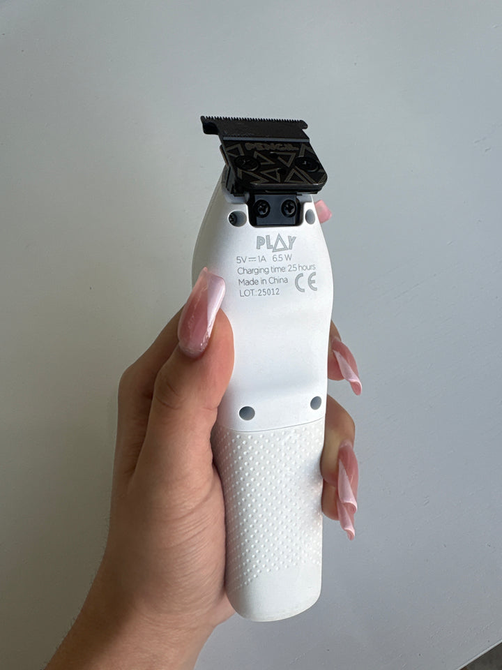 PLAY TRIMMER Whiteout by TPOB USA