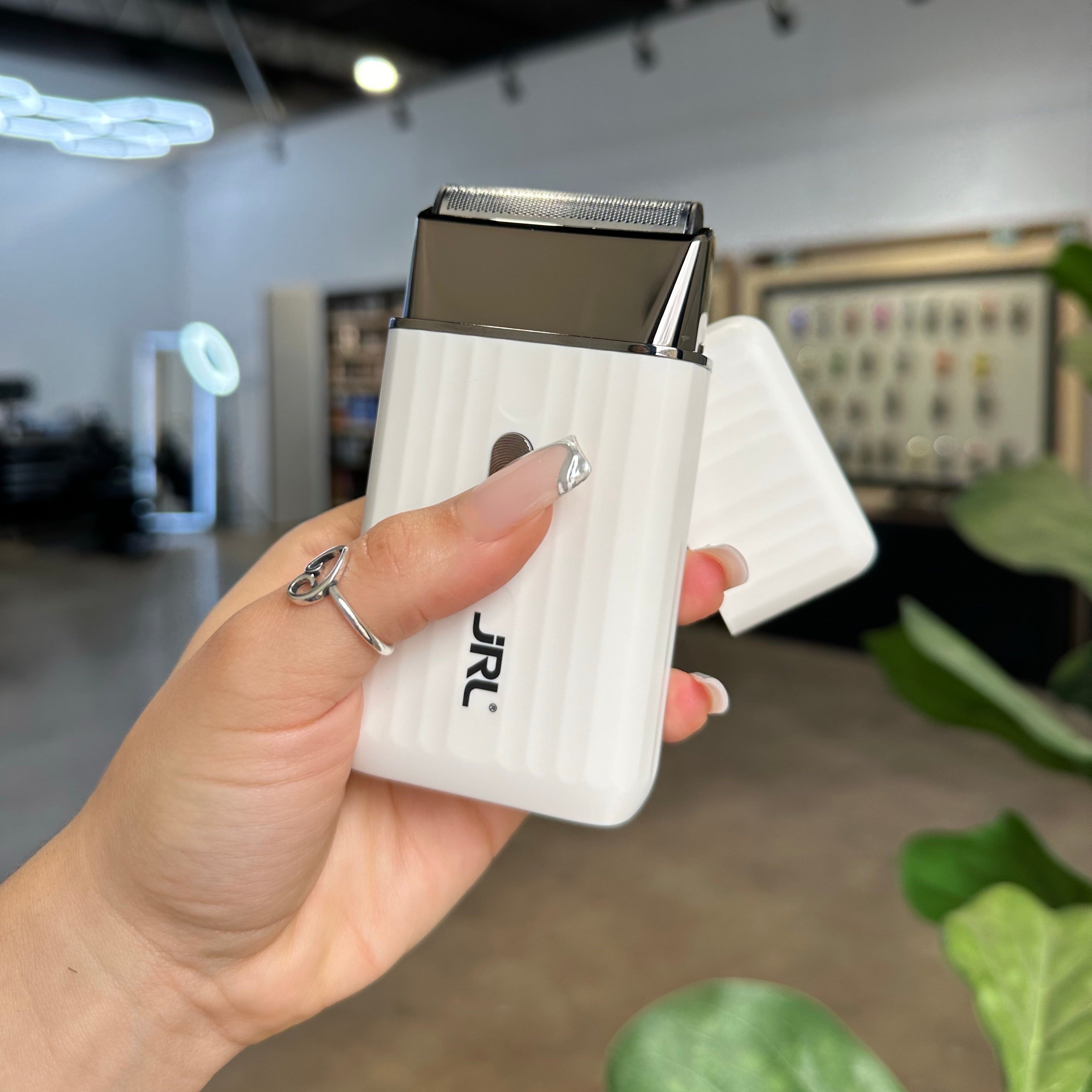 JRL GHOST2 ヘアクリッパー・トリマー・シェーバーセット JRL Ghost 2 Clipper, Trimmer, and Shaver Combo Set