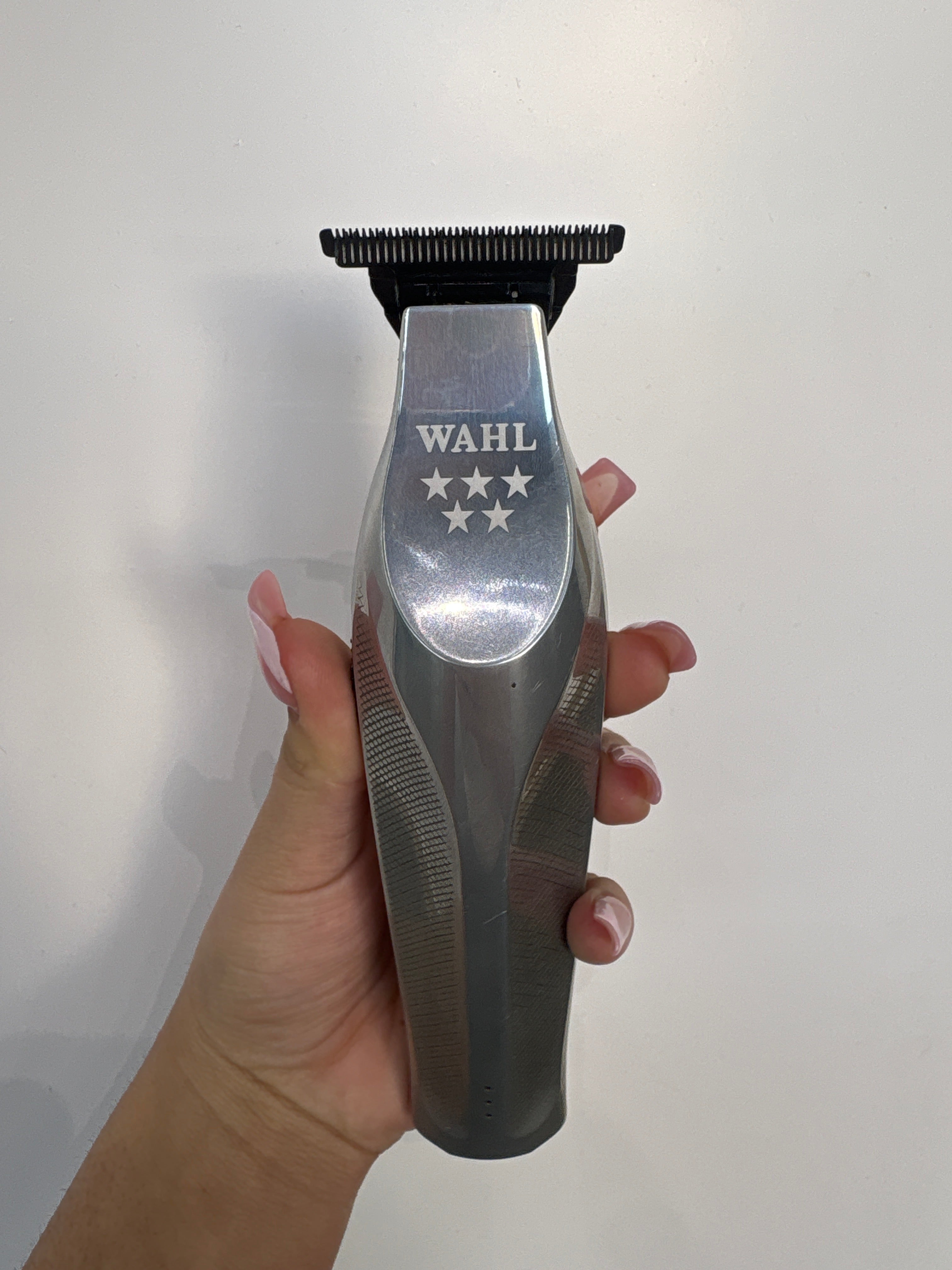 Wahl Professional Hi-Viz Trimmer - Cordless | The Barber Plug