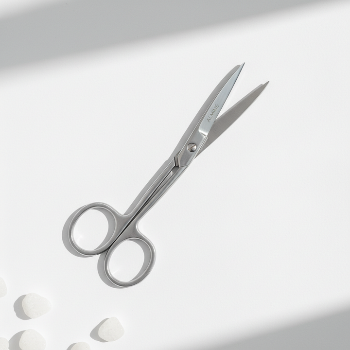 Almine Nail Scissors Curved