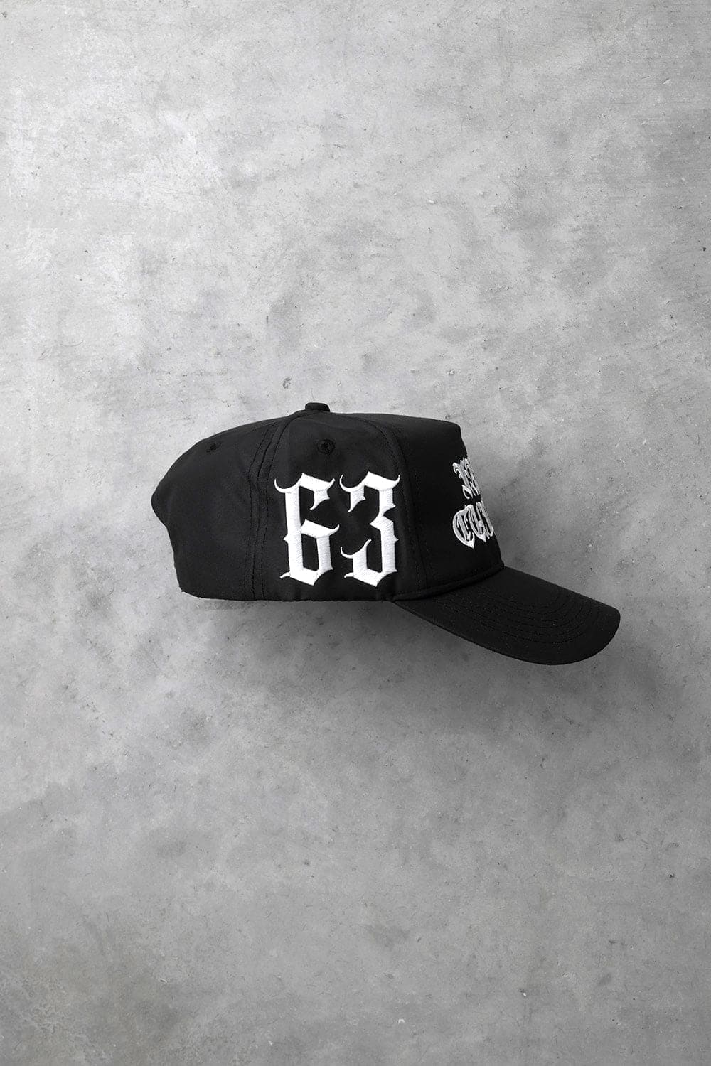Gorra con visera de la colección Street V2 